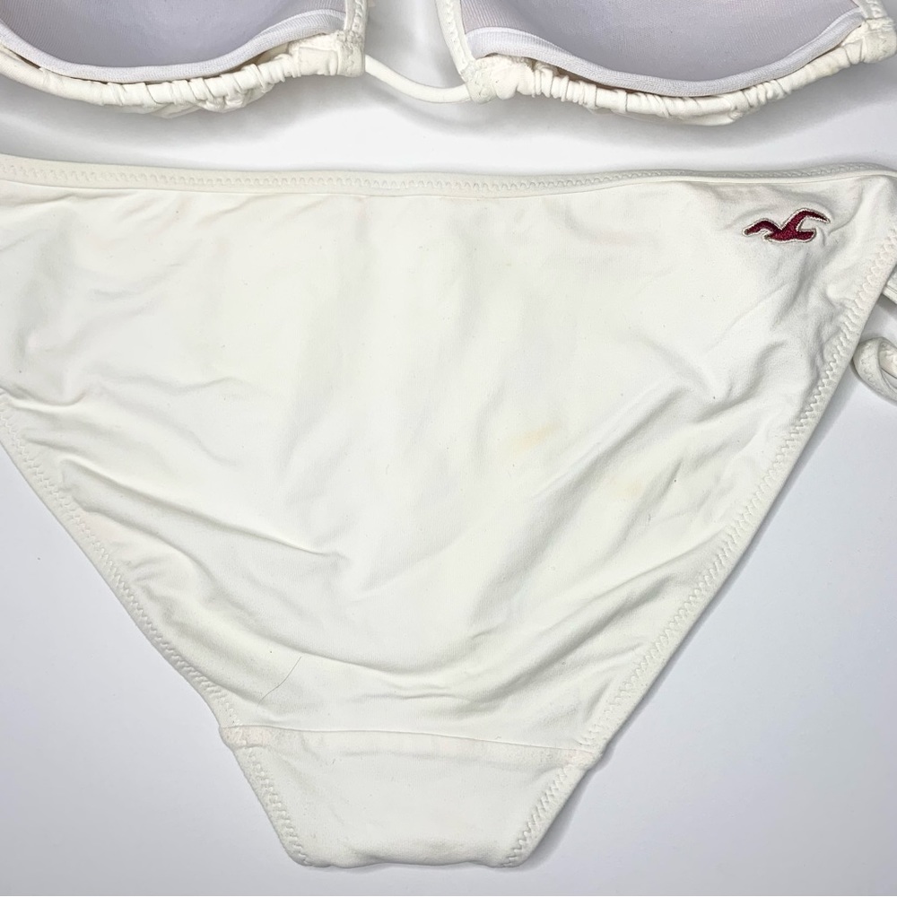 Hollister | White Triangle Bikini Top w/ Matching Bottom - Small - Picture 7 of 7